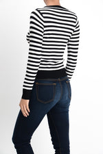 Yemak Women's Striped Pattern Round Neck Long Sleeve Sweater Pullover MK3494